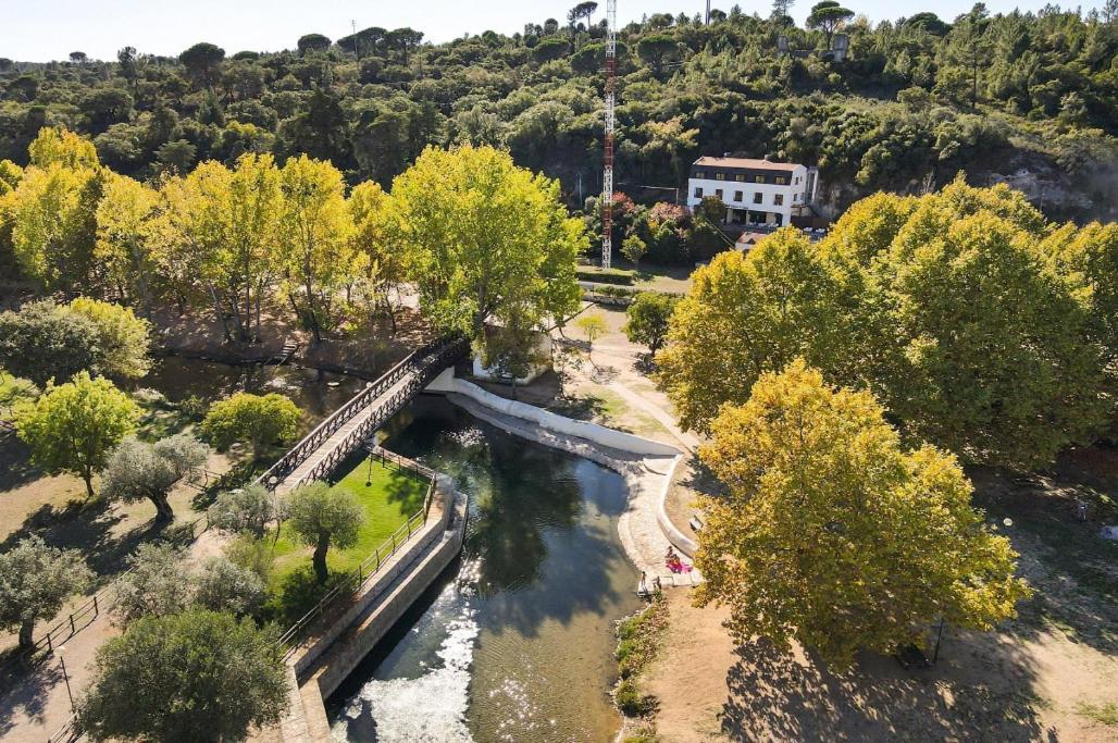 Alojamento Local Olhos D'Agua Villa Alcanena Luaran gambar